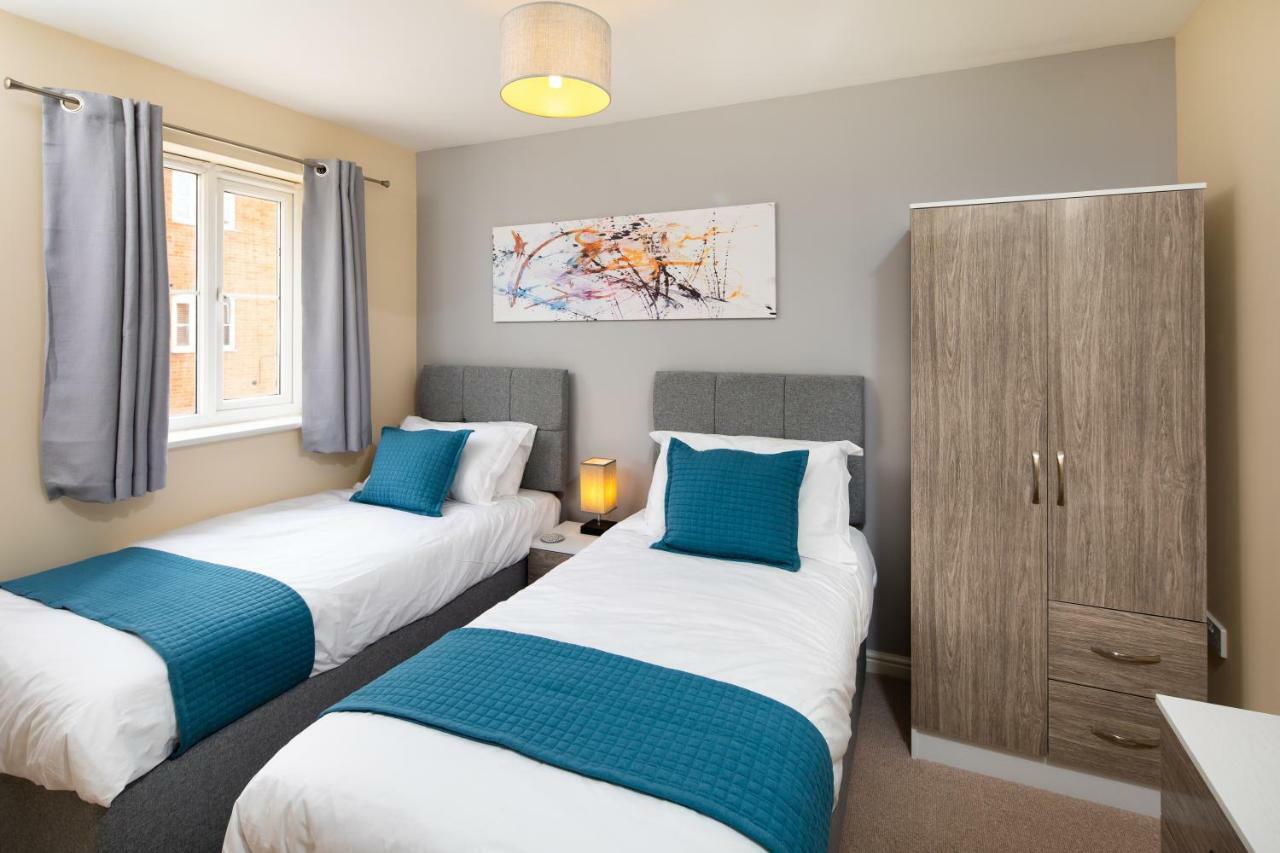 Modern And Spacious Home From Home 1 Mile From M1 - With Netflix, Prime Video, Ps5, Free Parking, Superfast Wifi, Bbq - Sleeps 11 - By Brightleap Apartments Milton Keynes Exterior foto